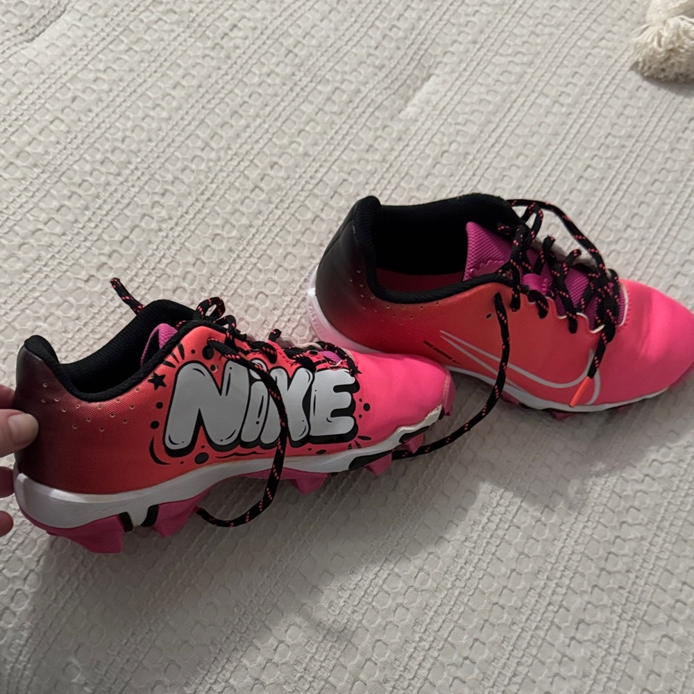 Nike Kids Pink and Black Gradient Sneakers